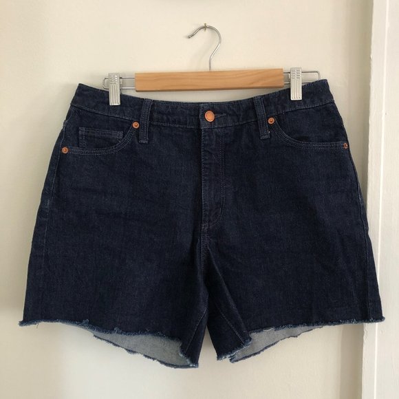Universal Thread Vintage Midi Denim Shorts, Size 10/30R - Picture 1 of 5